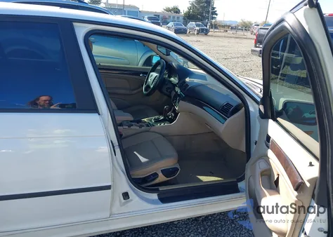 2003 BMW 325I from USA, damaged, VIN WBAET37463NJ22647